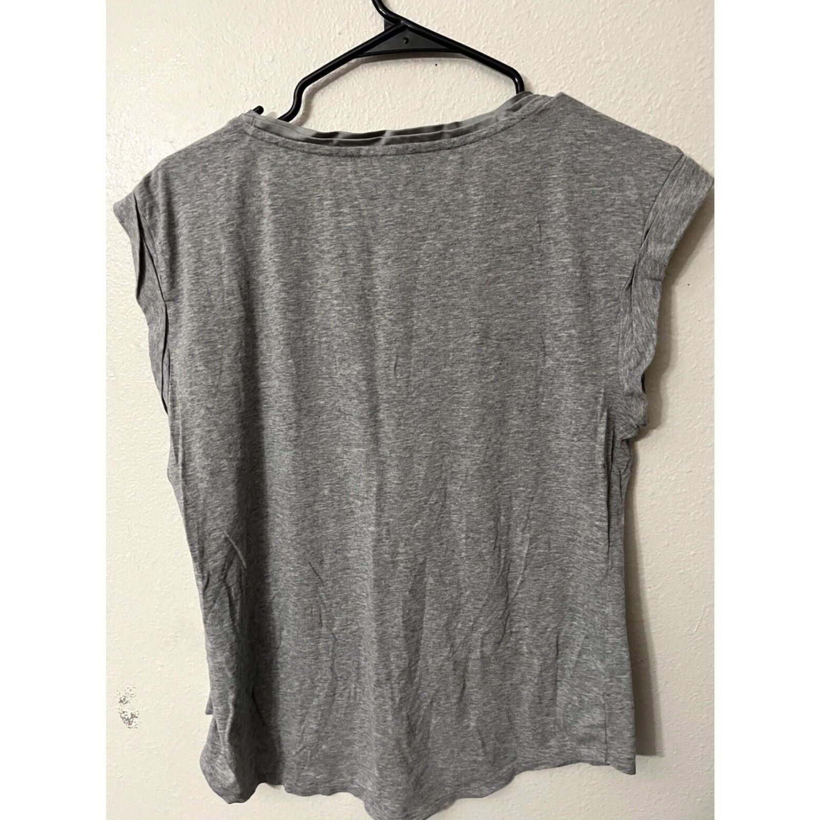 White House Black Market White House Black Market Blouse Adult Medium Gray Solid Women Size M / US 6-8 / IT 42-44 - 2 Thumbnail