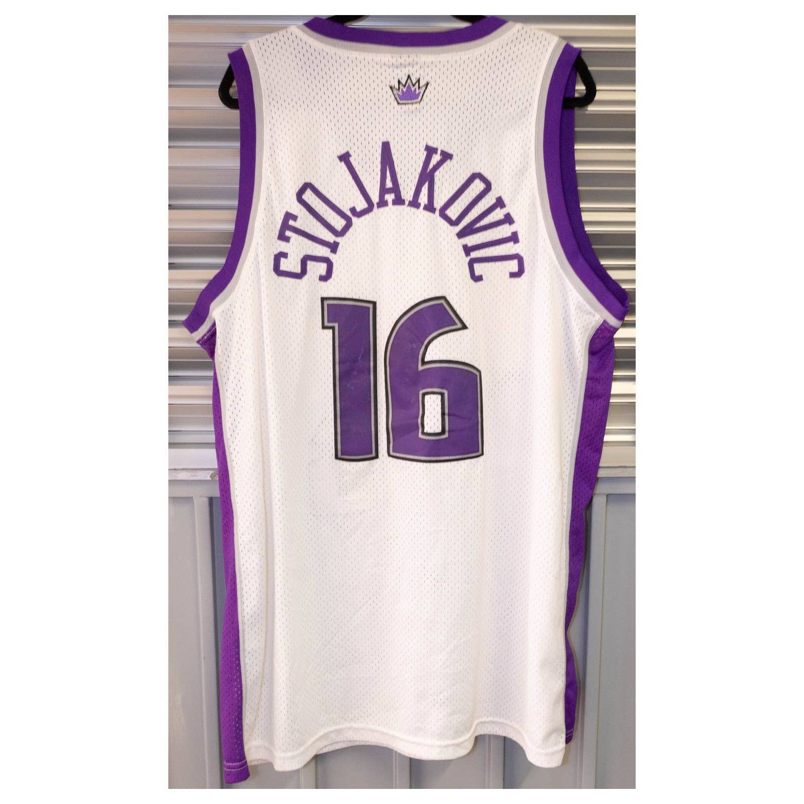 image of Peja Stojakovic 16 Sacramento Kings Jersey Swingman 2Xl Nba in White, Men's