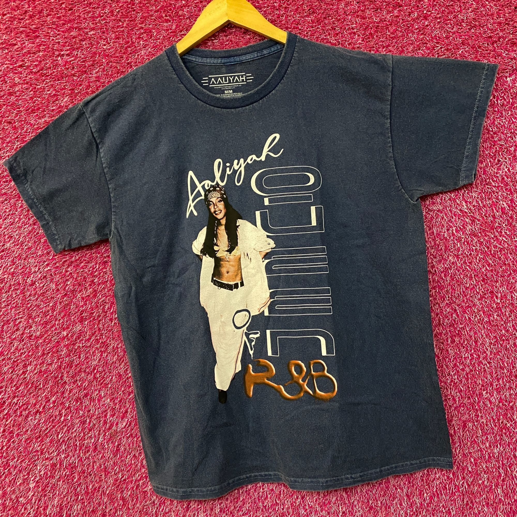 Urban Outfitters Aaliyah R&B Vintage-Style Washed Blue T-Shirt Medium Size US M / EU 48-50 / 2 - 3 Thumbnail