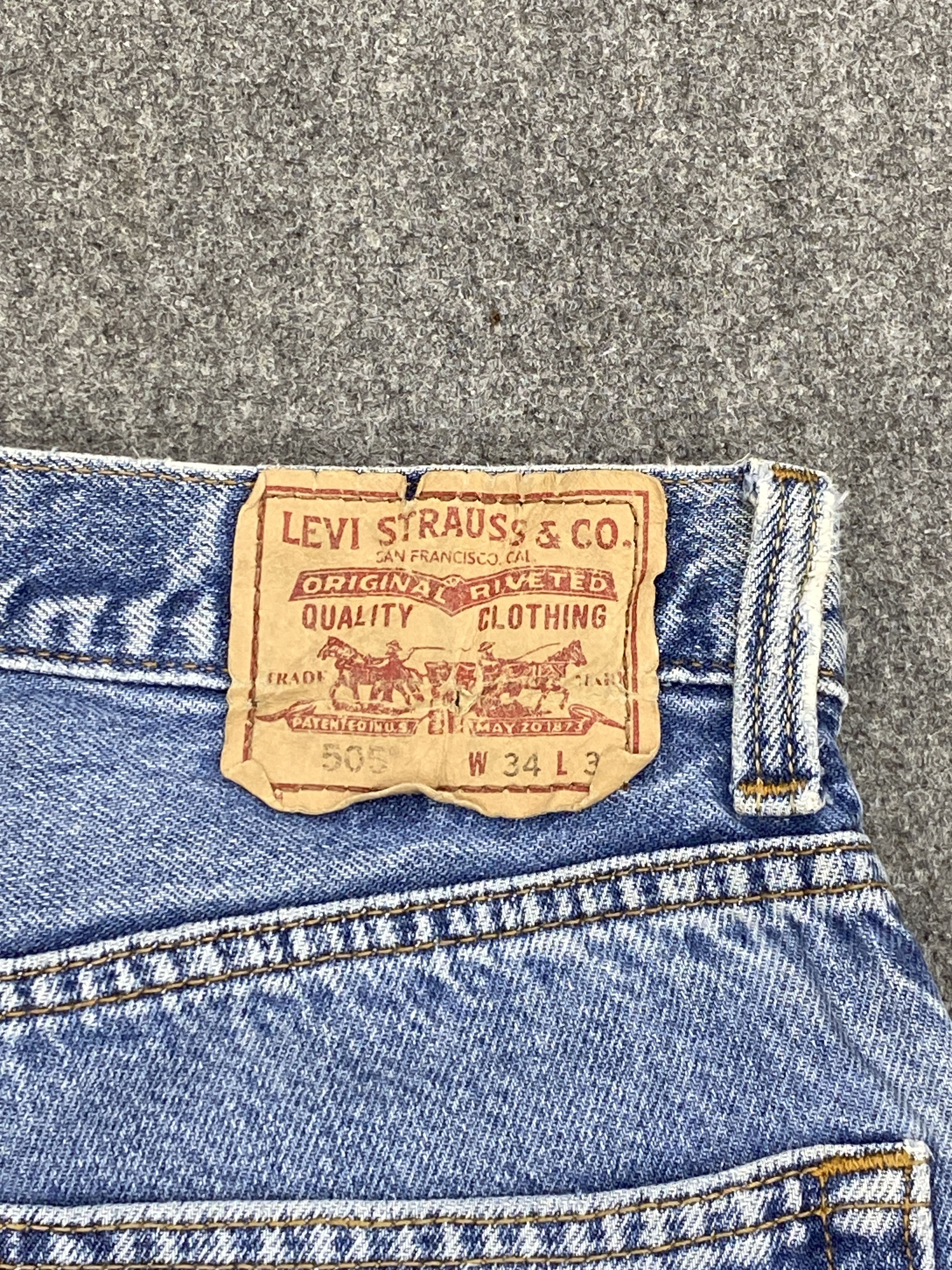 Levi's × Vintage Vintage Levis 505 Lightwash Faded Blue Denim DP2703 Size US 34 / EU 50 - 5 Thumbnail