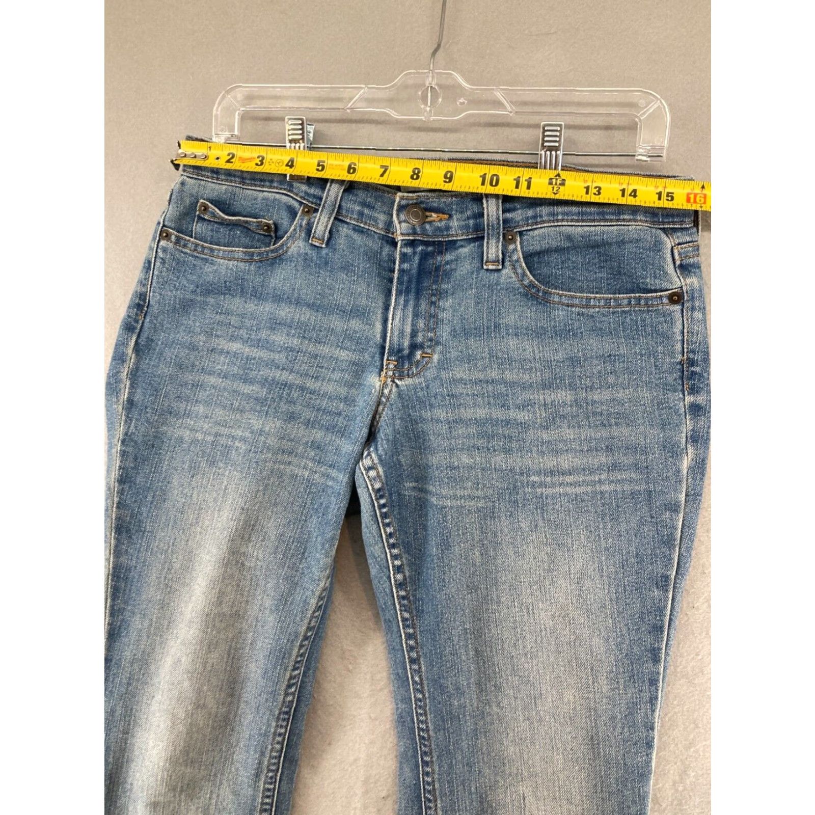 American Eagle Outfitters American Eagle Outfitters Jeans 4 Tall Flare Stretch Blue Medium Wash 90s Womens Size 27" / US 4 / IT 40 - 2 Thumbnail