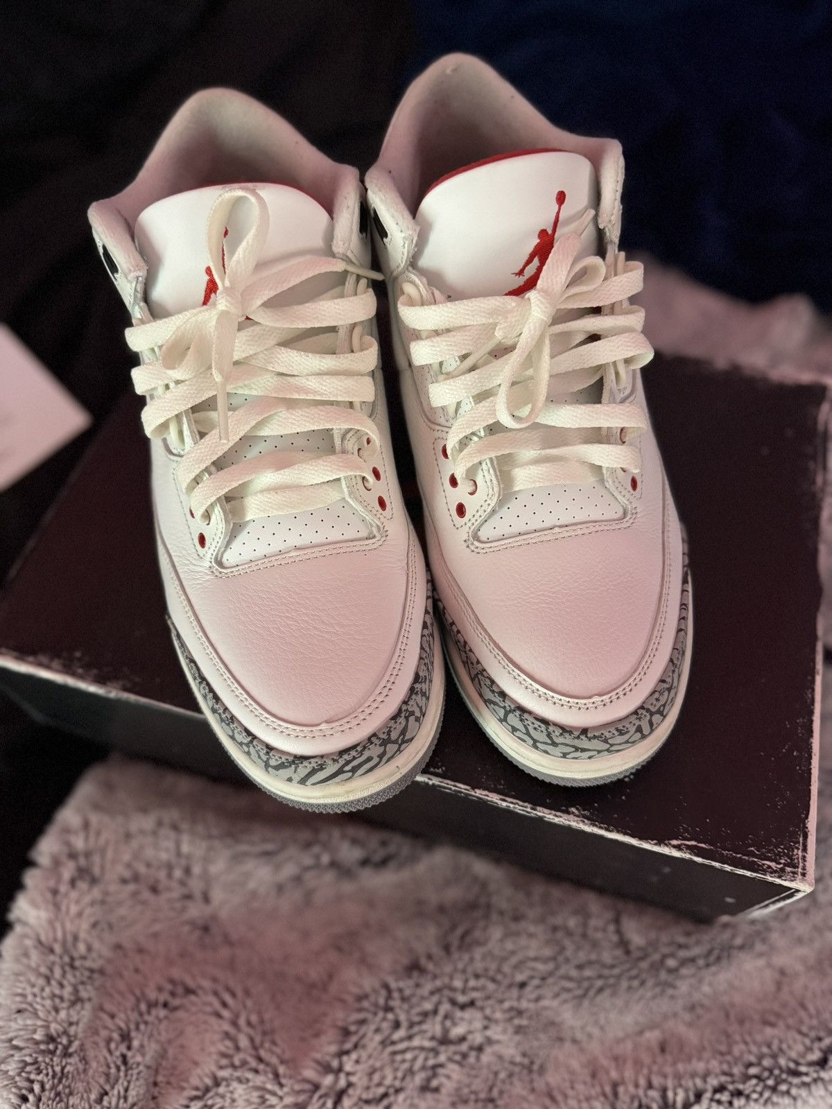 Jordan Brand Jordan 3 white cement reimagined Size US 9 / EU 42 - 2 Thumbnail