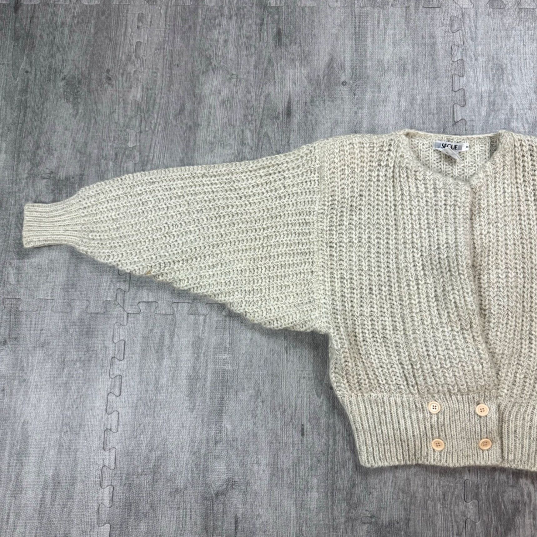 Vintage VINTAGE SEGUE WOMENS KNIT CARDIGAN SWEATER 80s GREY MOHAIR FUZZY LONG SLEEVE MENS Size M / US 6-8 / IT 42-44 - 5 Thumbnail
