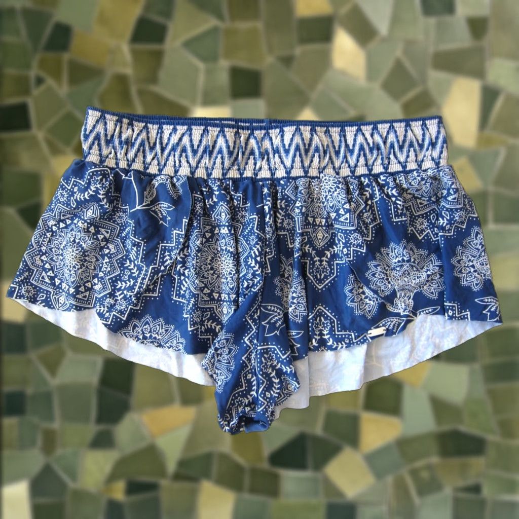 Rip Curl Ripcurl Blue Ivory Floral Stretch Workout Running Active Booty Shorts Women XS Size 26" / US 2 / IT 38 - 1 Thumbnail