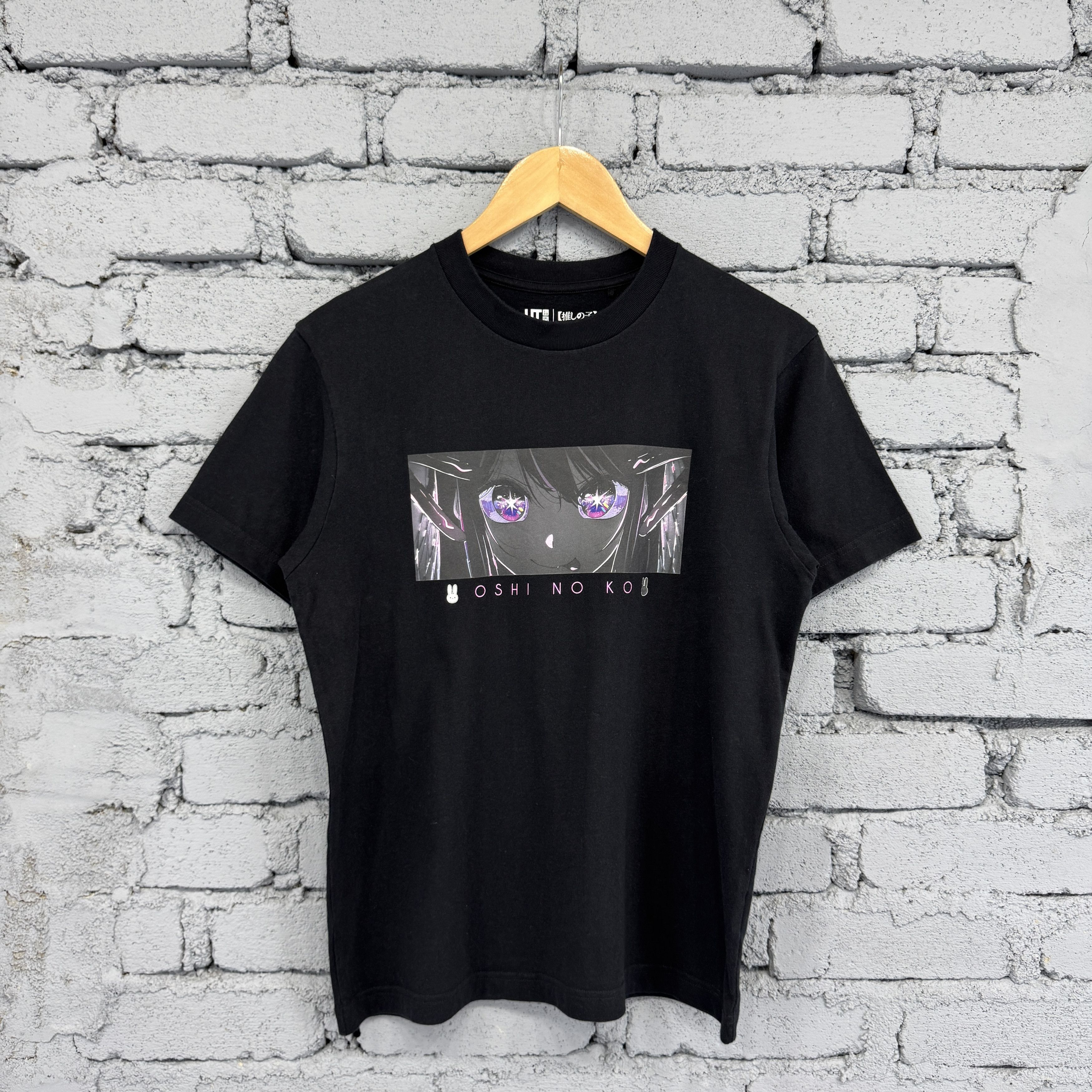 Uniqlo UNIQLO UT Oshi no Ko Sunfaded Tshirt Black From Japan Size US S / EU 44-46 / 1 - 1 Thumbnail