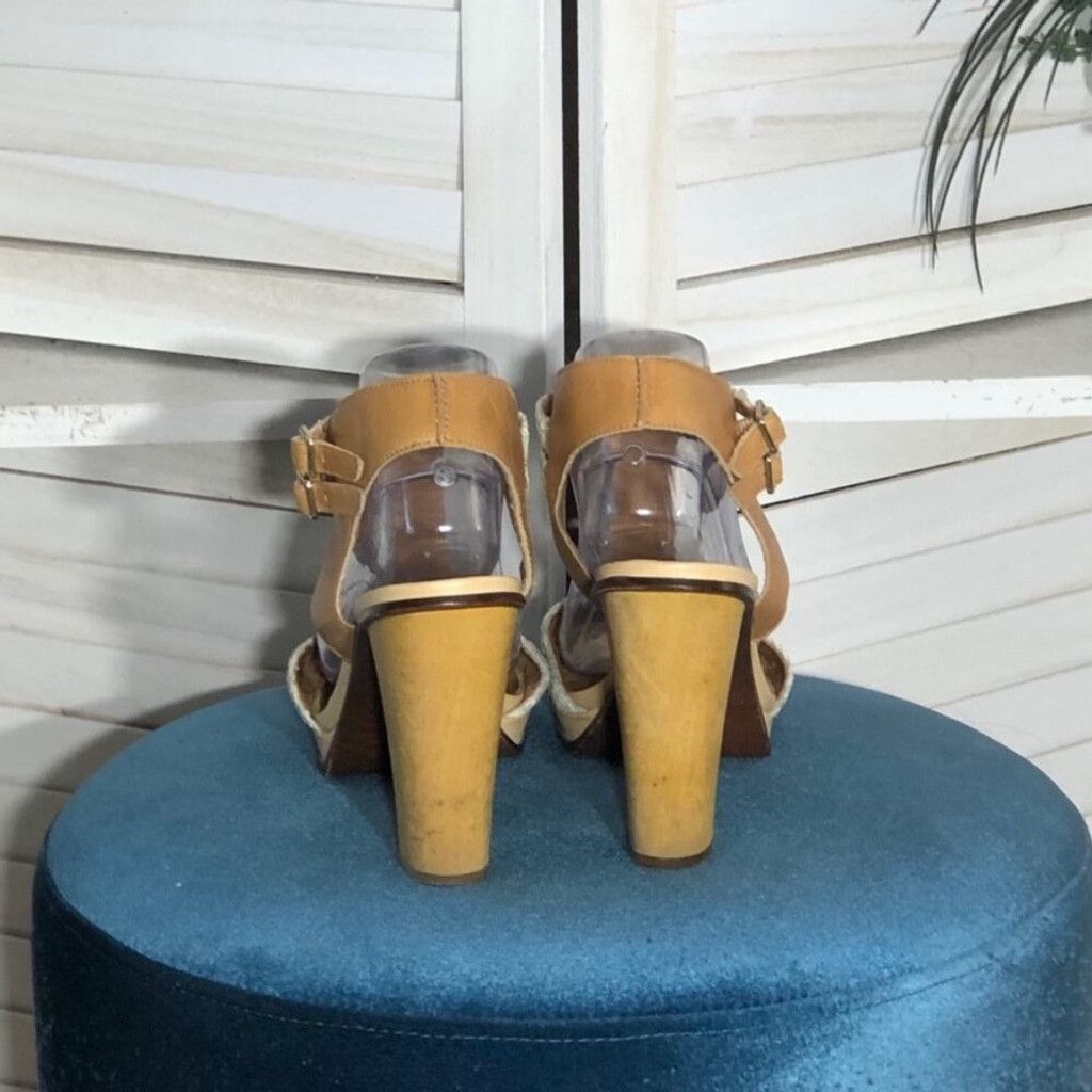 Juicy Couture Juicy Couture Wooden Heels Leather Straps Beige/White 9.5 M Size US 9.5 / IT 39.5 - 7 Thumbnail