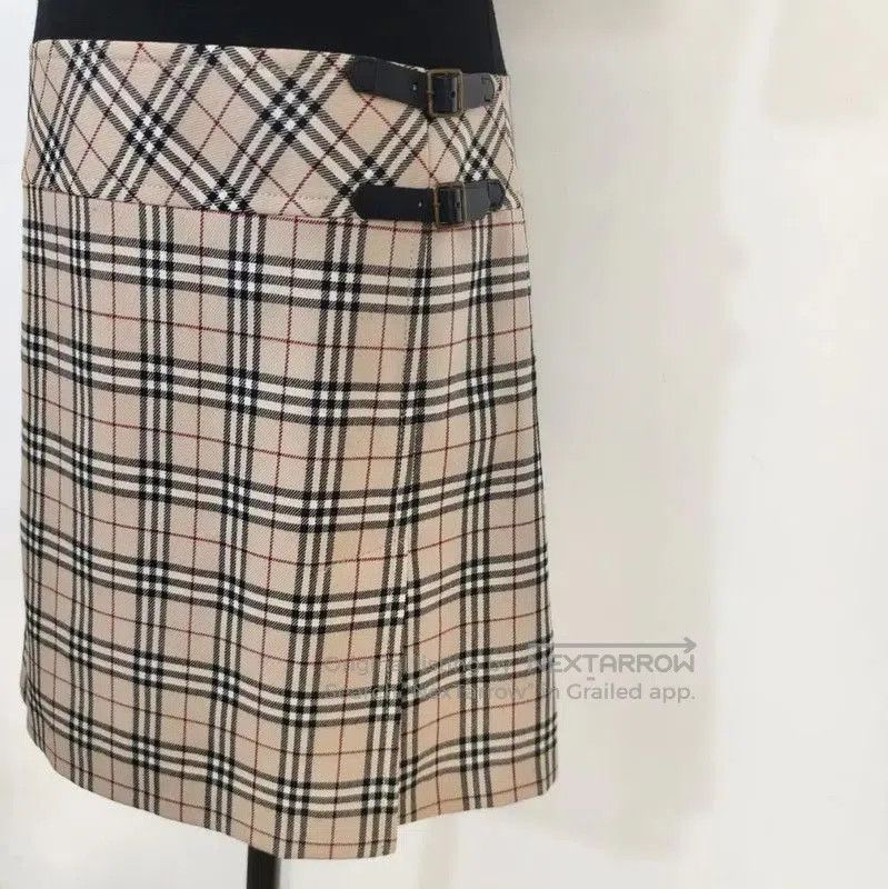 Burberry Burberry Spring Autumn Black Wool Blend Dress. Size M / US 6-8 / IT 42-44 - 4 Thumbnail