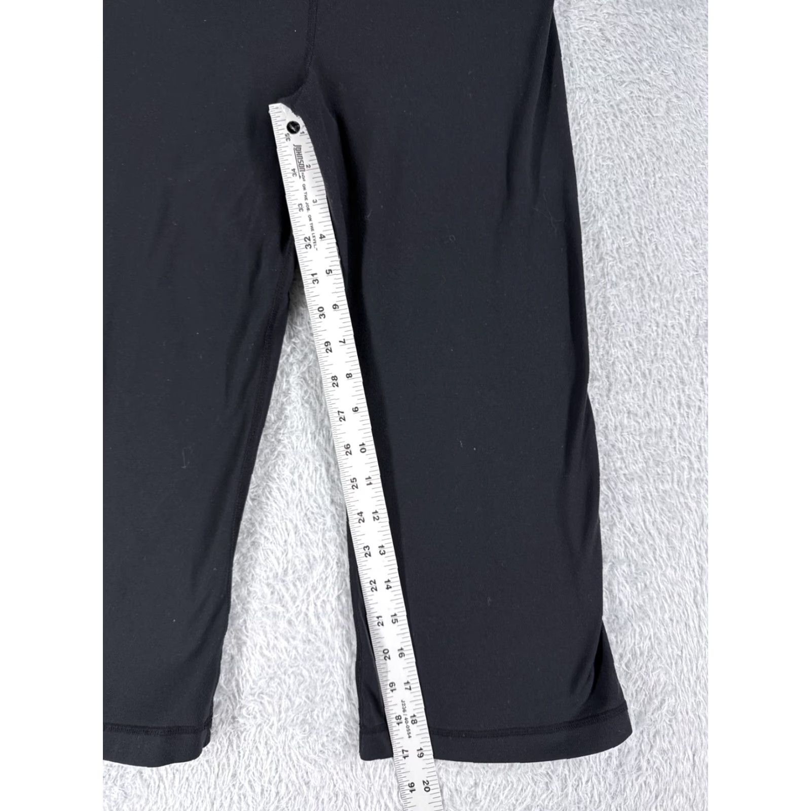 Lululemon LULULEMON Women's Pants Size 6 Black Crop Luxtreme Wide-Leg Athleisure Activewear Size 28" / US 6 / IT 42 - 5 Thumbnail