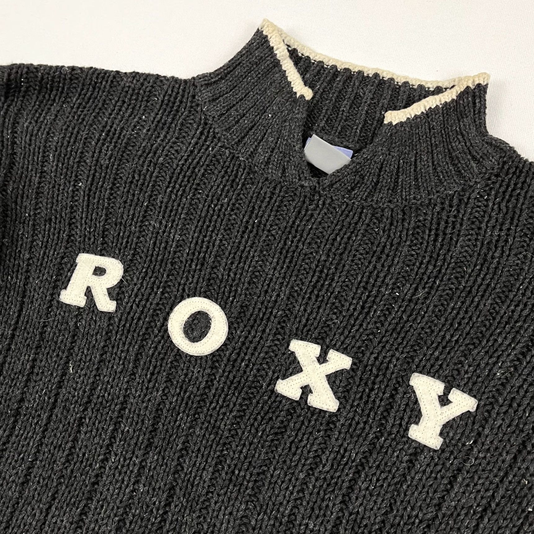 Vintage VTG Quiksilver Roxy Sweater Womens M Gray Ribbed Knit Collar Beach Surf Y2K Slim Fit Pullover Knit Casual Womens Size M / US 6-8 / IT 42-44 - 2 Thumbnail