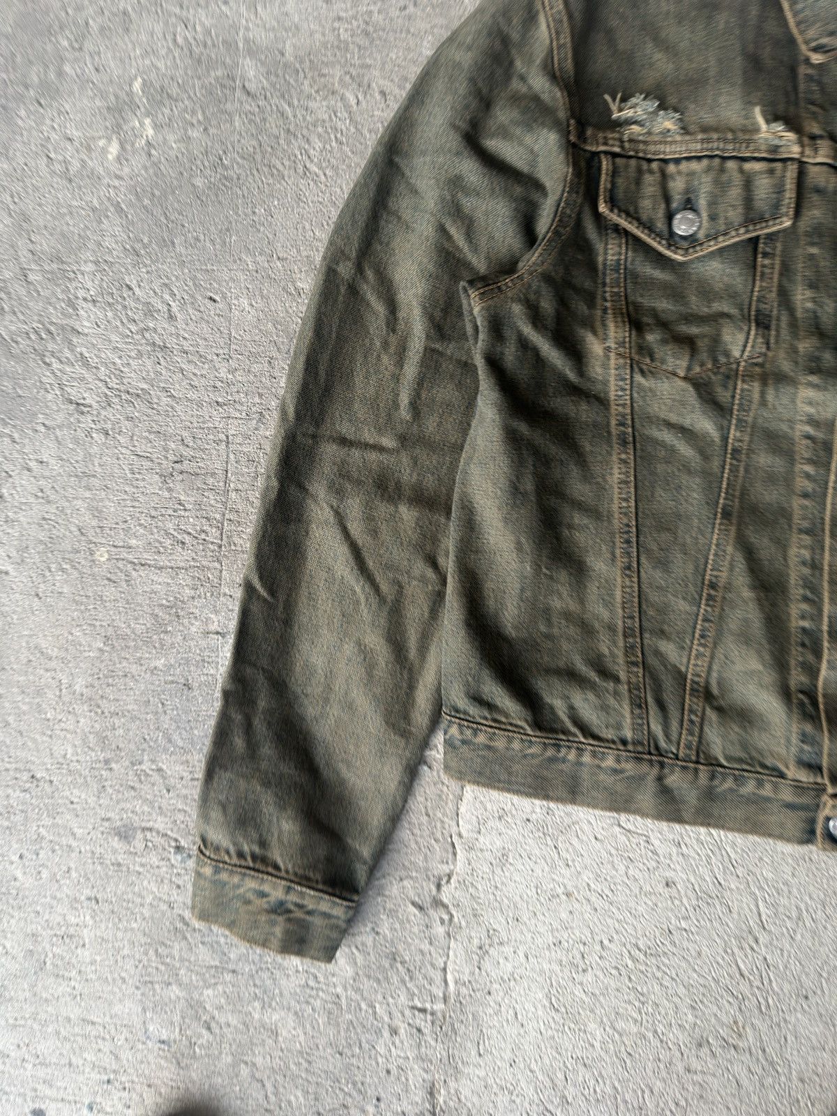 Helmut Lang 1997 Helmut Lang Vintage Stained Denim Jacket Size US M / EU 48-50 / 2 - 5 Thumbnail