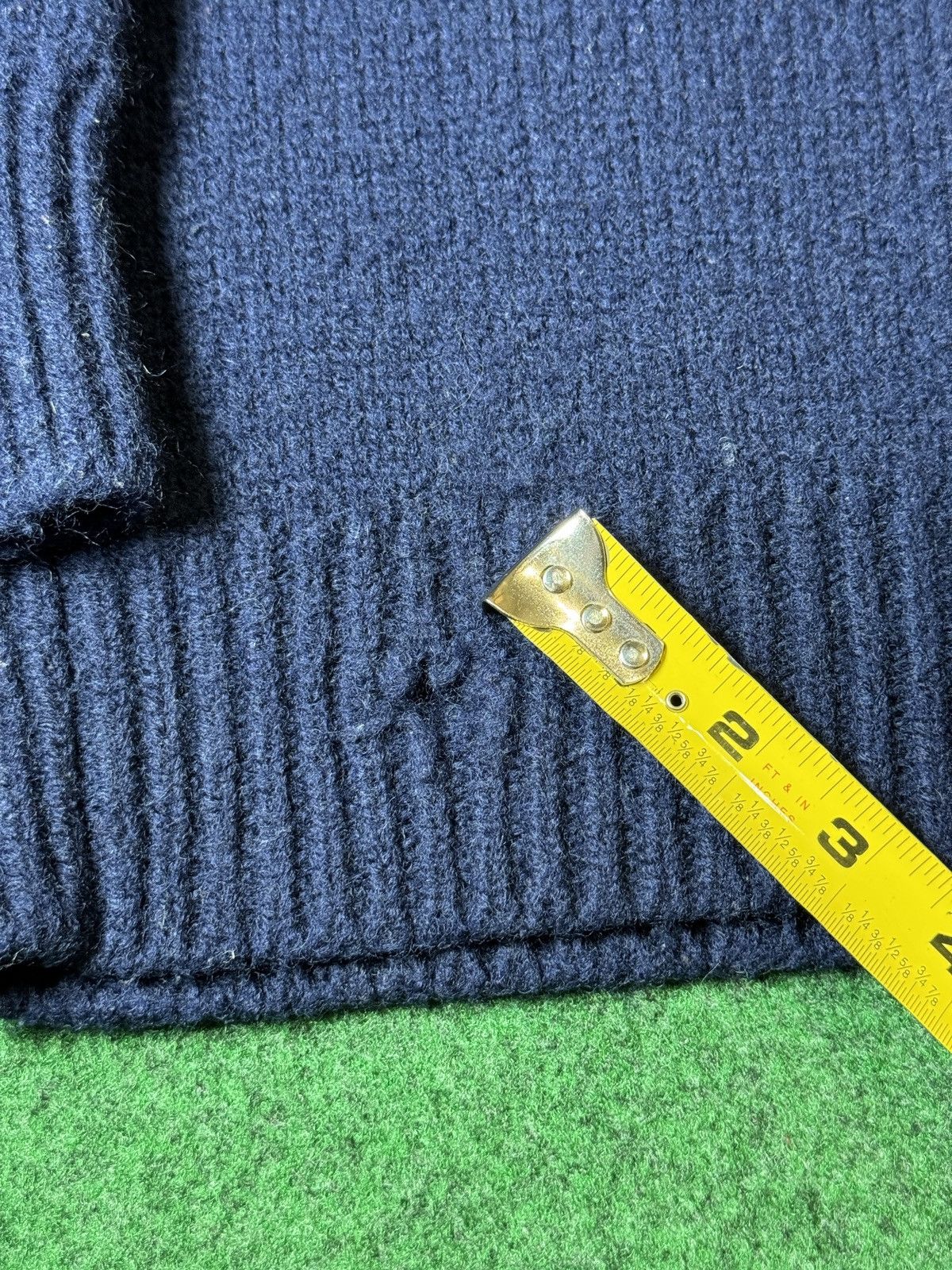 Vintage × Woolrich Woolen Mills Vtg 90s Woolrich Wool Large Slim Fit Navy Pullover Sweater Size US L / EU 52-54 / 3 - 7 Thumbnail