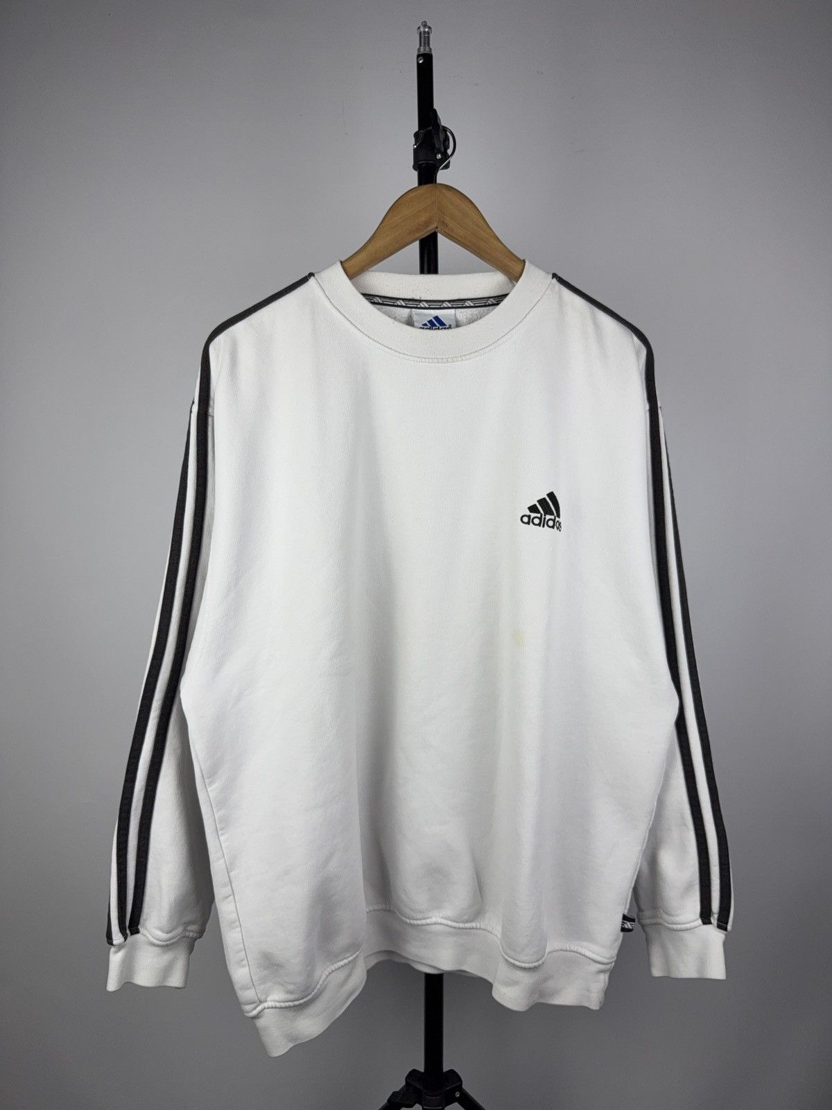 Adidas Vintage 90s 00s Y2K retro Adidas Sweatshirt Size US L / EU 52-54 / 3 - 1 Thumbnail