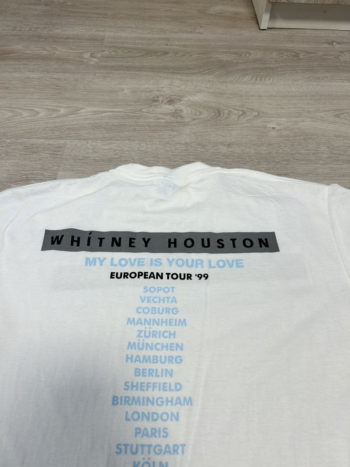 Vintage Vintage Whitney Houston Tour Europe 1999 USA size XL Size US XL / EU 56 / 4 - 2 Thumbnail