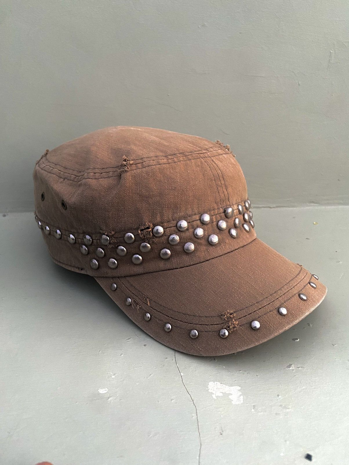 If Six Was Nine 2000s punk button studded ditsetressed patrol hat Size ONE SIZE - 1 Thumbnail