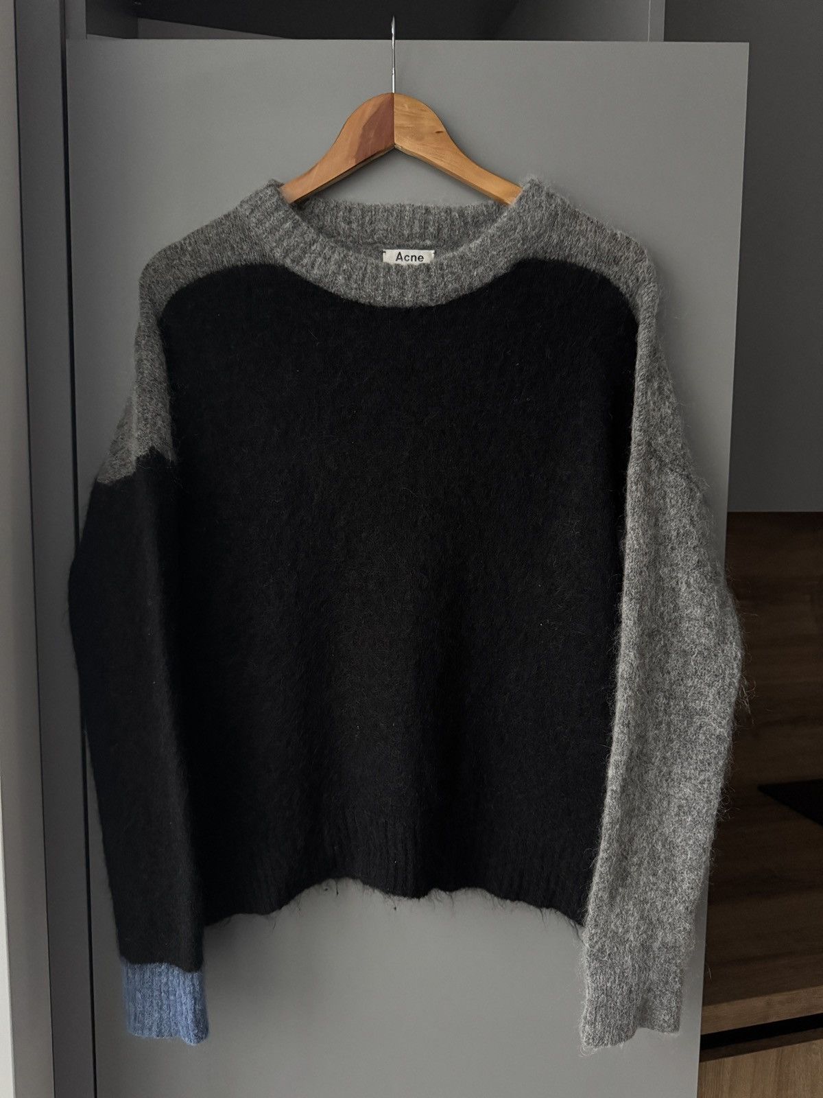 Acne Studios ACNE STUDIOS 2017 Rafa Block Mohar Sweater Size M / US 6-8 / IT 42-44 - 1 Thumbnail