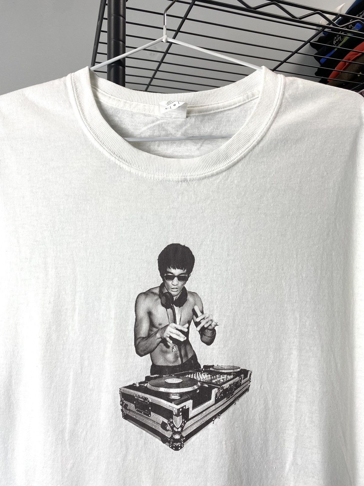 Band Tees Vintage Bruce Lee DJ Rap T Shirt Hip Hop Art Wu Tang Dr Dre Size US L / EU 52-54 / 3 - 2 Thumbnail