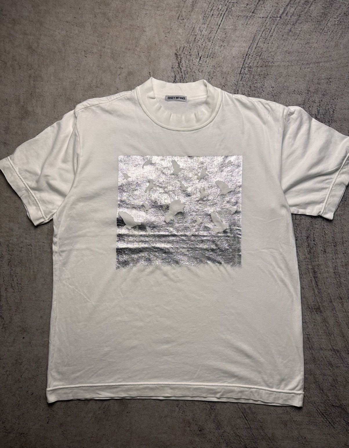 Issey Miyake 90’s Issey Miyake Metallic Silver foil Bird Silhouete tshirt Size US M / EU 48-50 / 2 - 8 Thumbnail