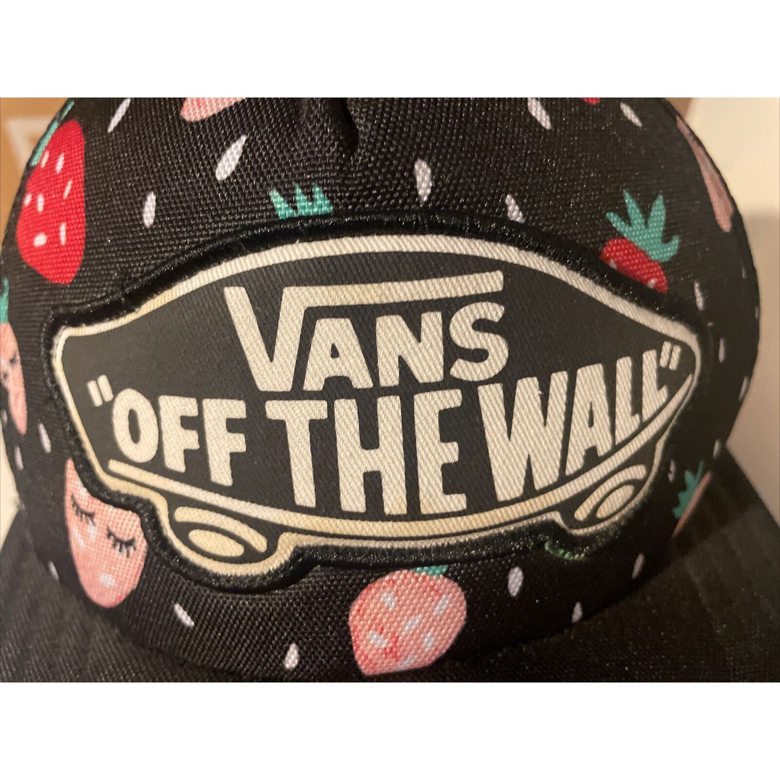 Vans Vans off the wall black SnapBack baseball hat w/red pink str Size ONE SIZE - 3 Thumbnail