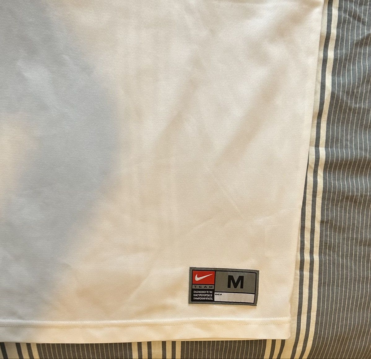 Nike Vintage Nike Team Tee Size US M / EU 48-50 / 2 - 3 Thumbnail