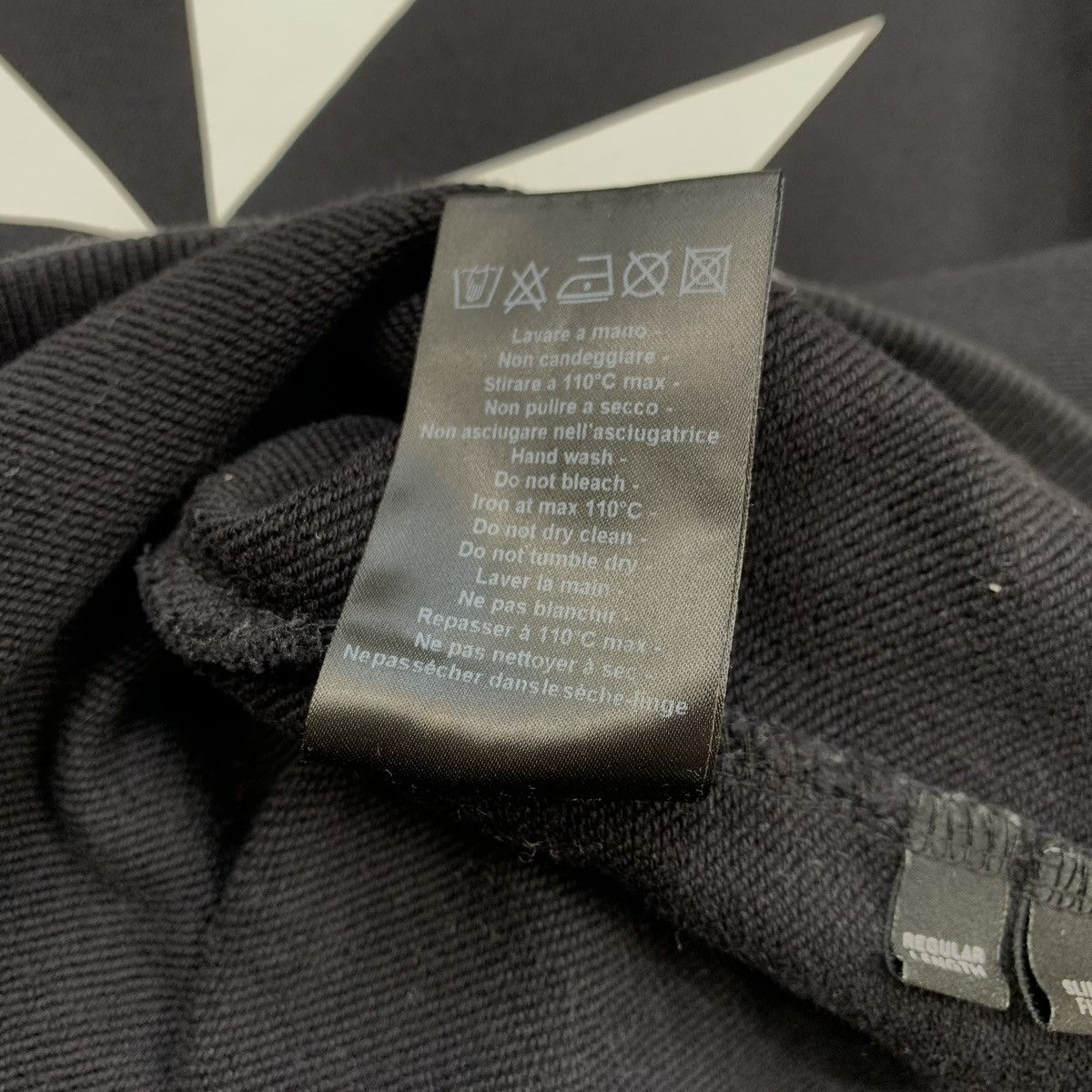 Neil Barrett Neil Barrett Military Star Sweatshirt Black Logo Size XXL Size US XXL / EU 58 / 5 - 7 Thumbnail