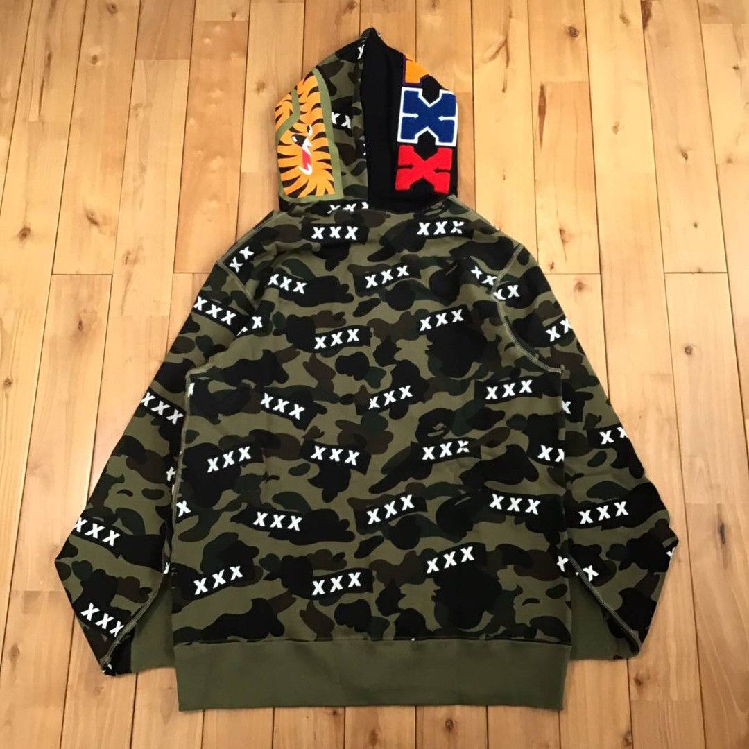 Bape BAPE × GOD SELECTION XXX Shark Full Zip Hoodie a bathing ape Size US L / EU 52-54 / 3 - 6 Thumbnail