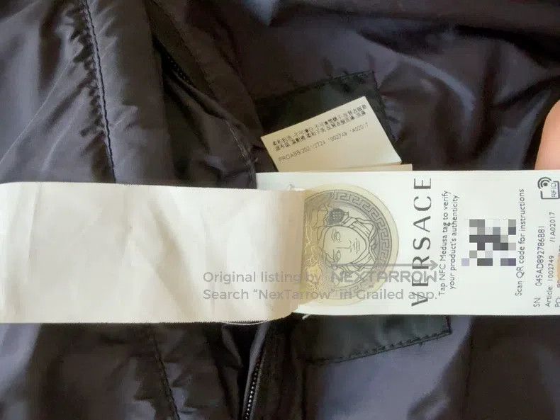 Versace Versace Greek back letter print black down jacket Size US M / EU 48-50 / 2 - 5 Thumbnail