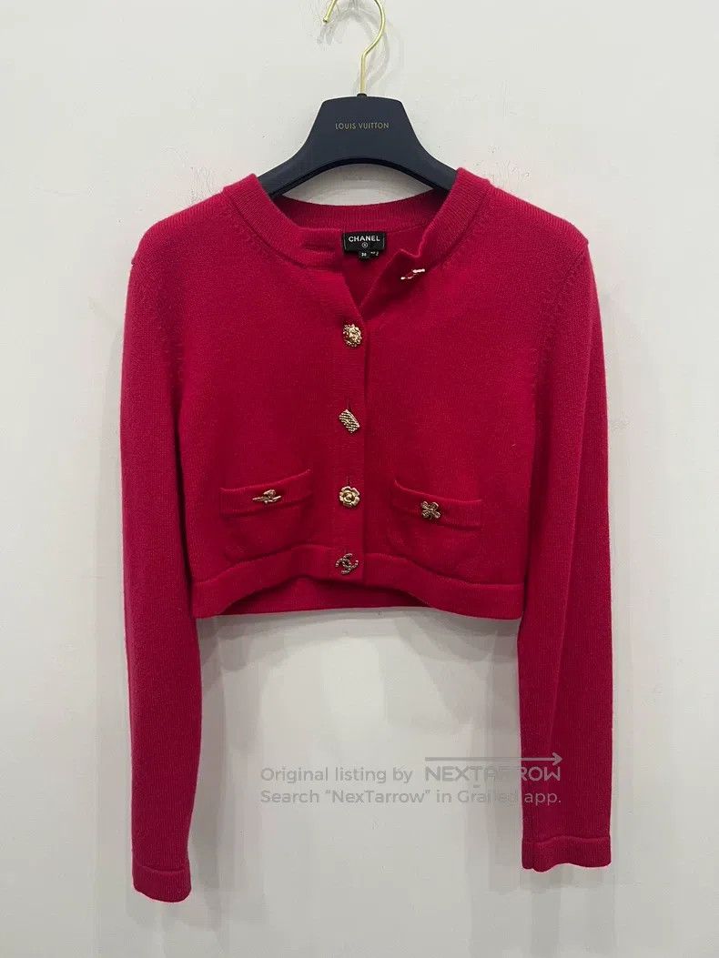 Chanel Cashmere exquisite button cardigan coat