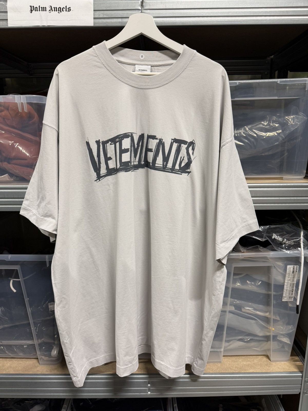 Vetements Vetements Worldtour T-Shirt NEW 800$ Size US M / EU 48-50 / 2 - 1 Thumbnail