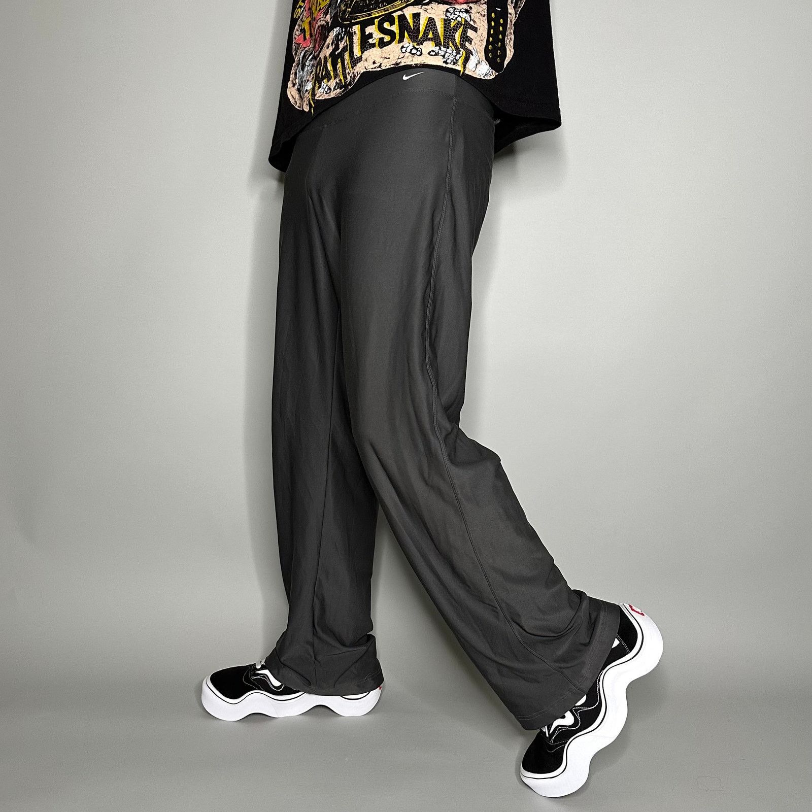 Vintage Nike Sweatpants Dark Grey Polyester White Swoosh Y2K