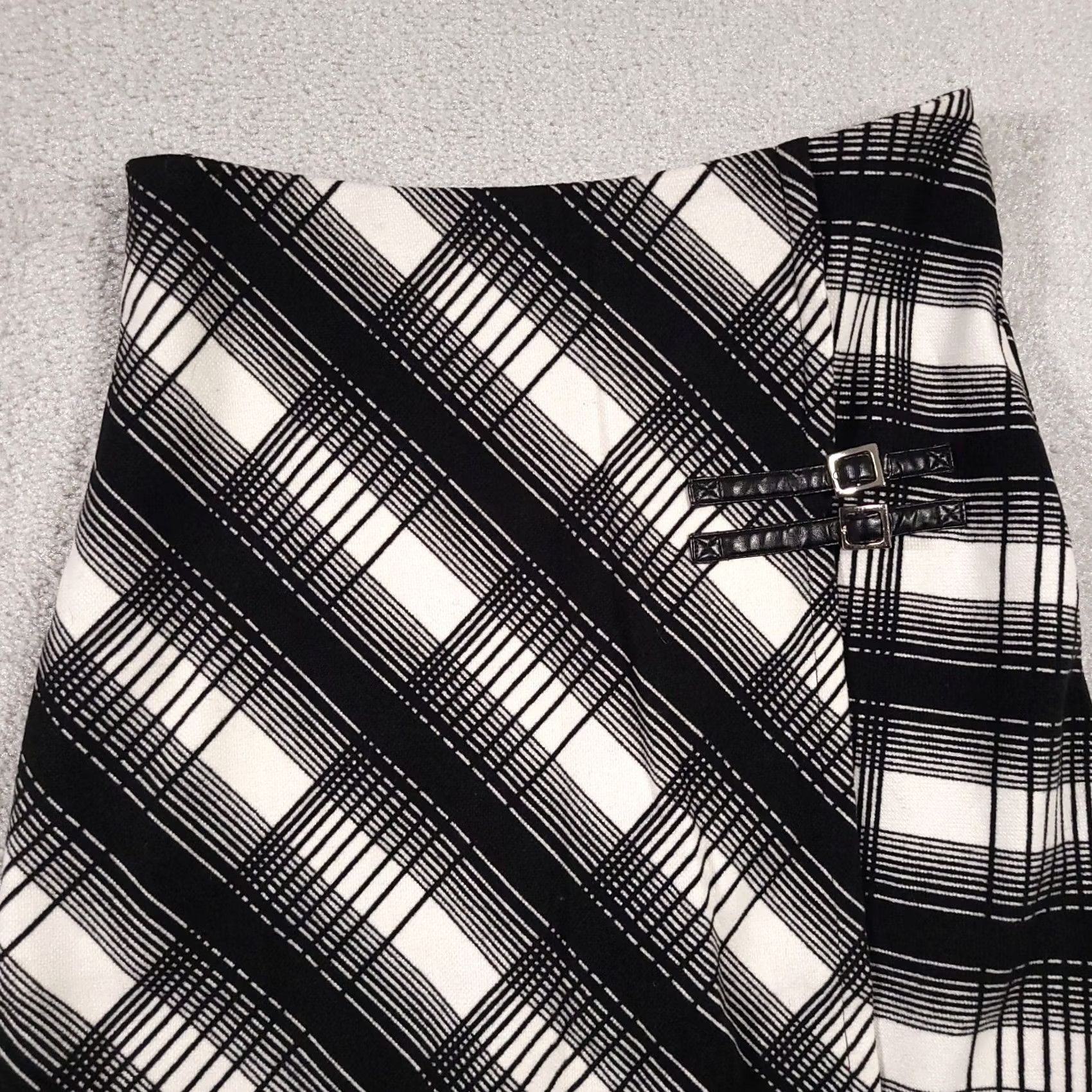 Vintage Hormars Plaid Midi Skirt White Black Women's A Line Medium Buckles Lined Zip Size 32" / US 10 / IT 46 - 3 Thumbnail