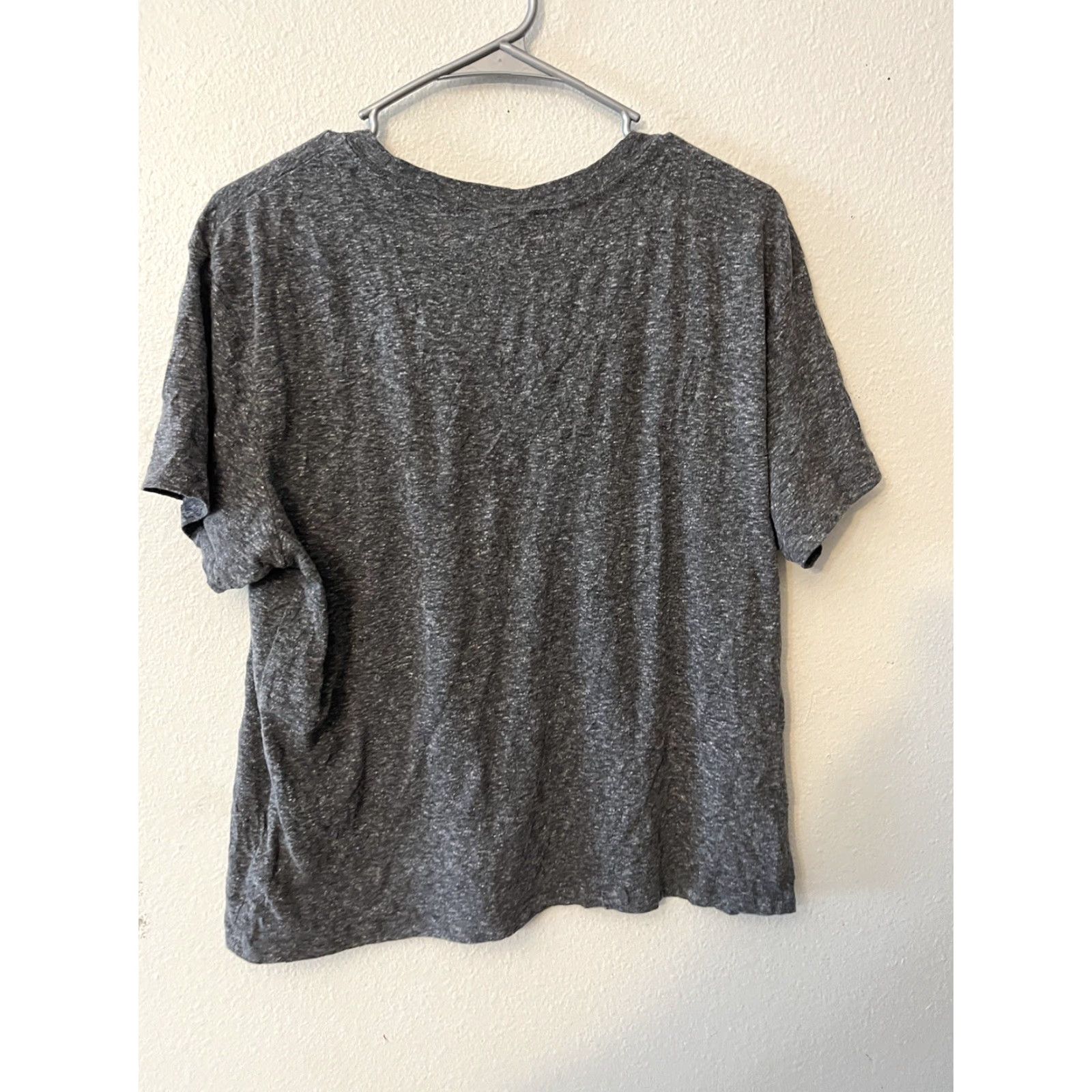 H&M H&M Divided T-Shirt Women L Gray Solid Basic Shirt, Size L, Regular, Gray, Women's Tee, Basic, Divided, Vintage? (no) Size L / US 10 / IT 46 - 4 Thumbnail