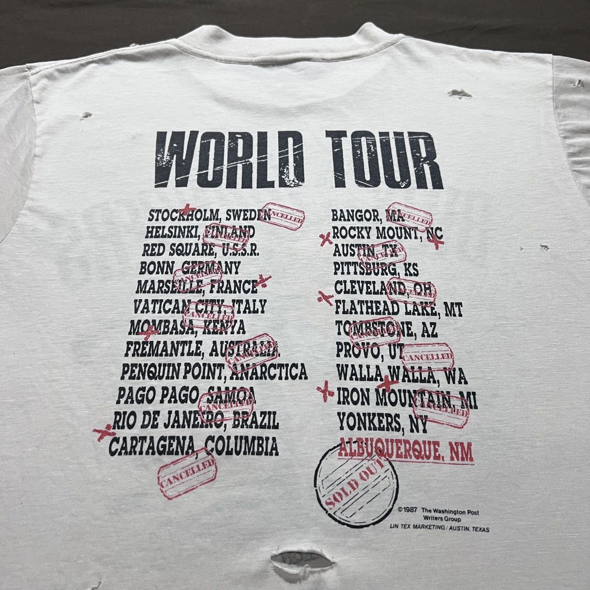 Vintage Vintage 80s Billy And The Boingers World Tour Thrashed Humor Size US M / EU 48-50 / 2 - 15 Thumbnail