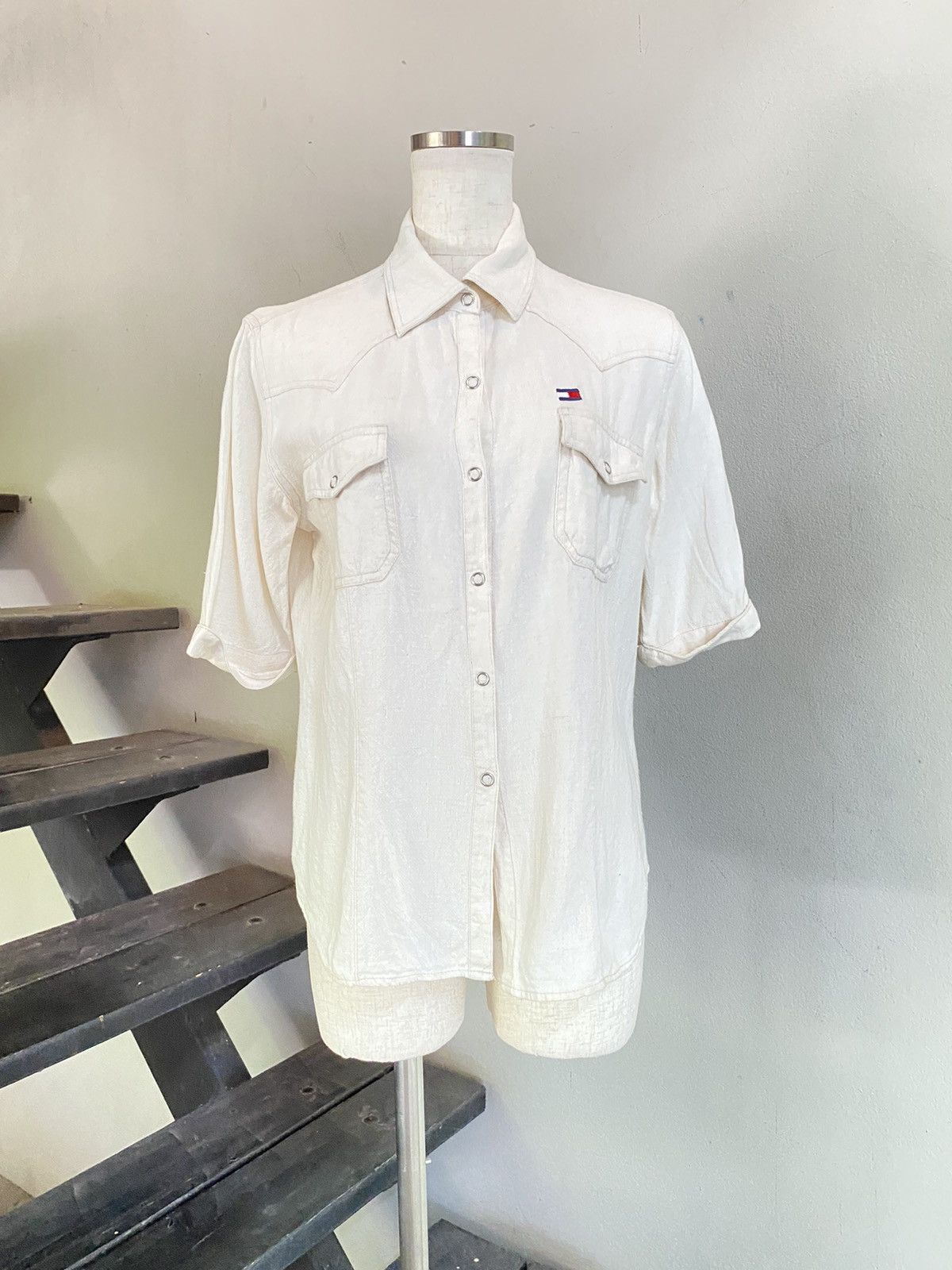 Tommy Hilfiger Tommy Hilfiger Off-White Shirt Size S / US 4 / IT 40 - 11 Thumbnail