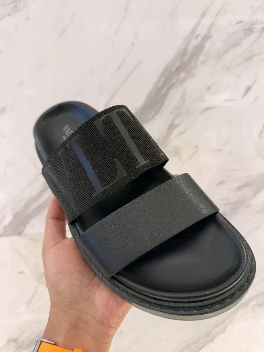 Valentino Valentino Men's Slipper Sandals Size US 7 / EU 40 - 2 Thumbnail