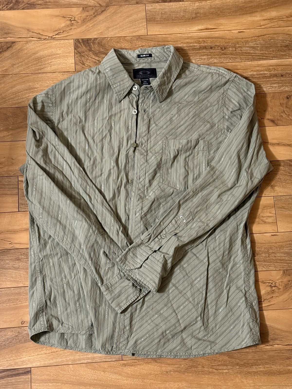 Oakley Oakley Y2K button up XXL Size US XXL / EU 58 / 5 - 1 Thumbnail