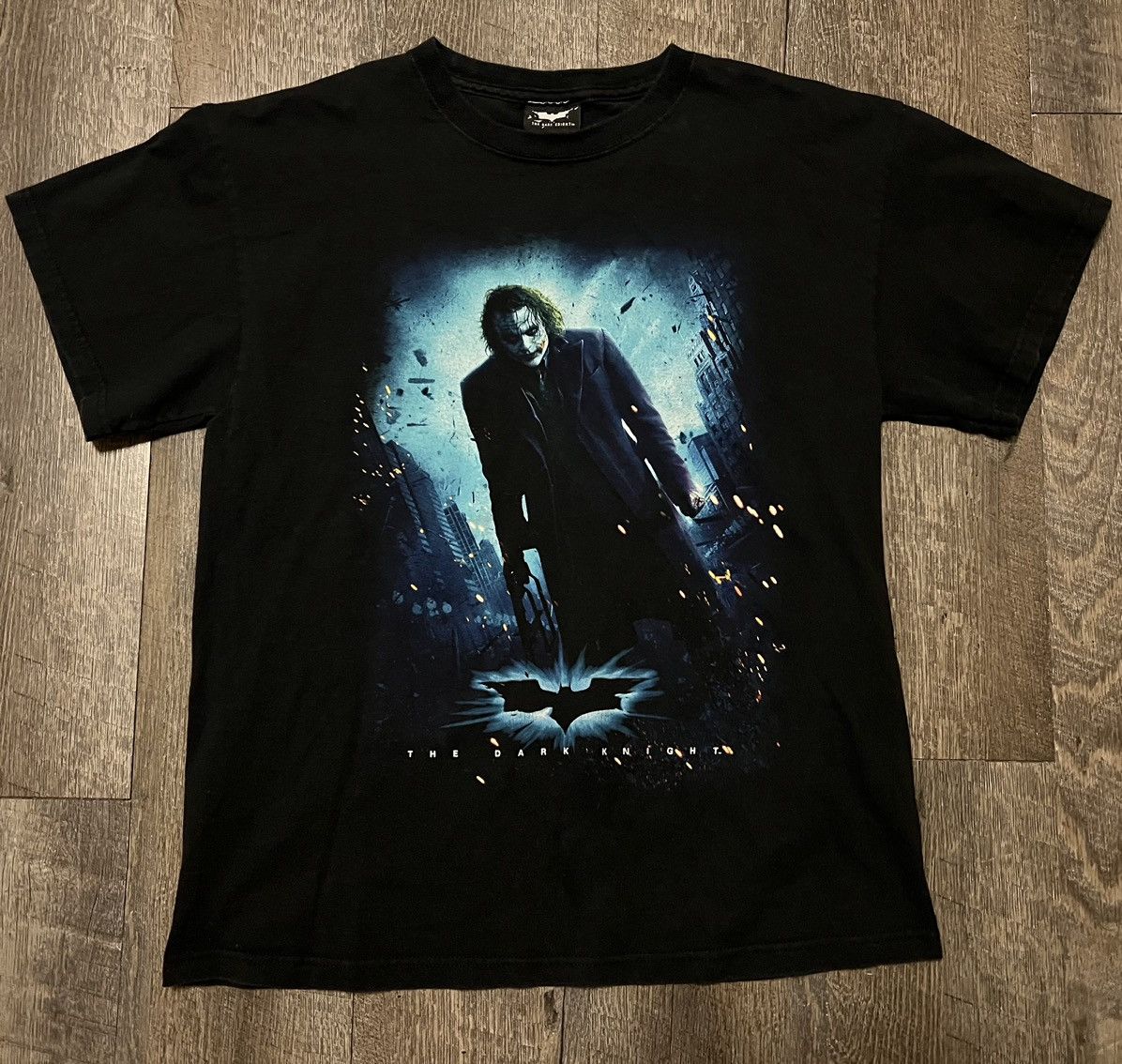 DC Comics × Vintage Vintage Dark Knight Joker Promo Shirt size Medium Size US M / EU 48-50 / 2 - 1 Thumbnail