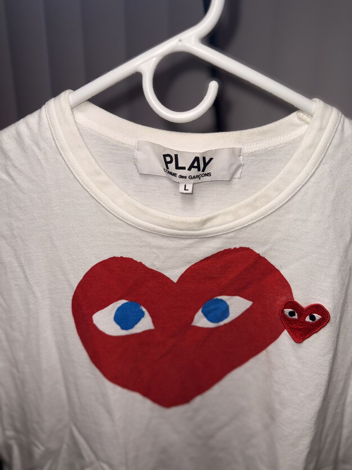 Comme des Garcons Comme des Garçons PLAY Heart Eyes T-Shirt White/Red (Size L) Size US L / EU 52-54 / 3 - 2 Thumbnail