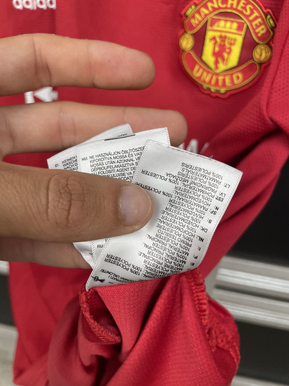 Adidas Van De Beek #34 Manchester United 2021/2022 Player Jersey Size US M / EU 48-50 / 2 - 15 Thumbnail