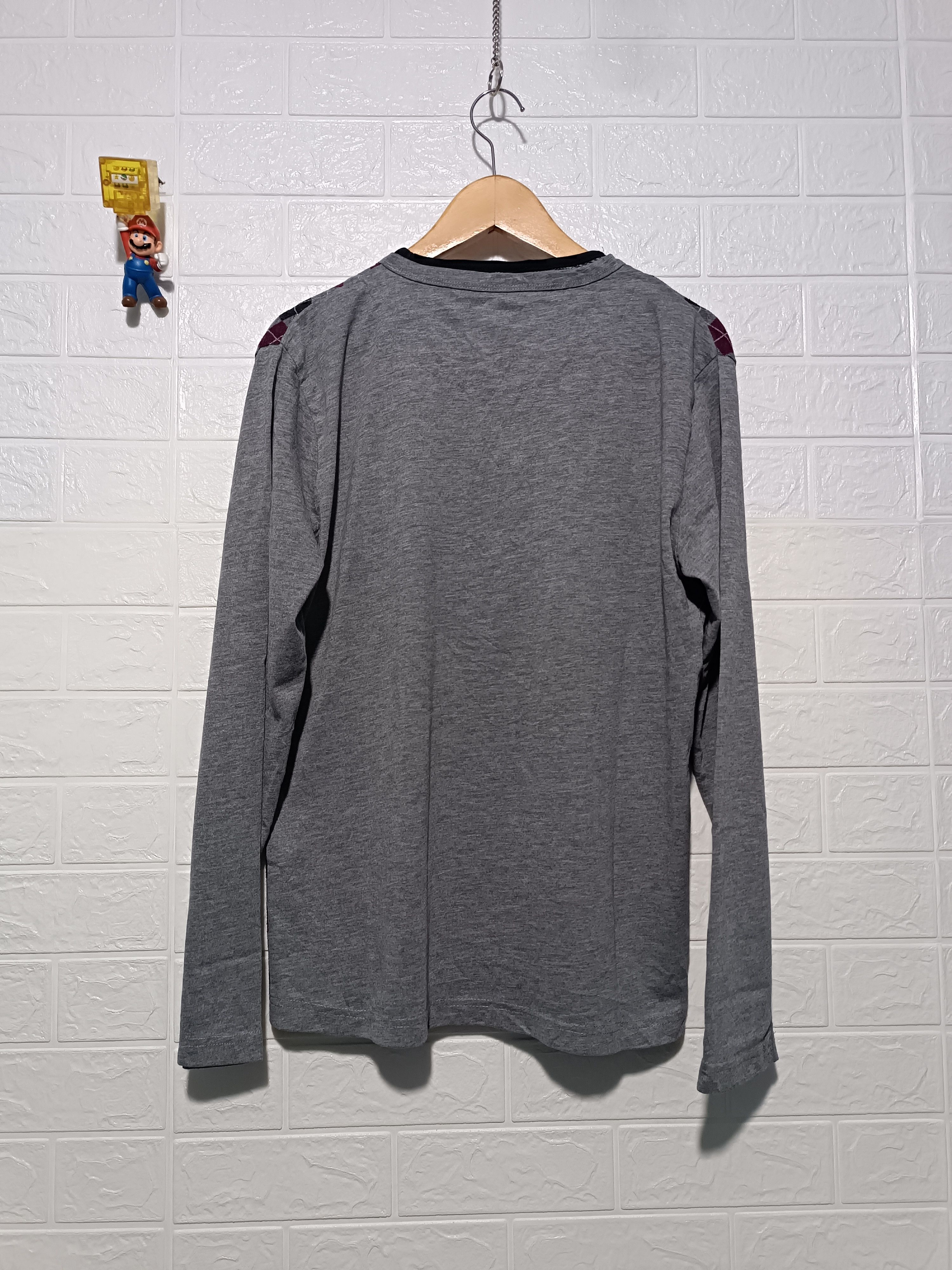 Japanese Brand Vintage Long Sleeve T-shirt Diamond Argyle 3 Layer Knit Top Size US L / EU 52-54 / 3 - 5 Thumbnail