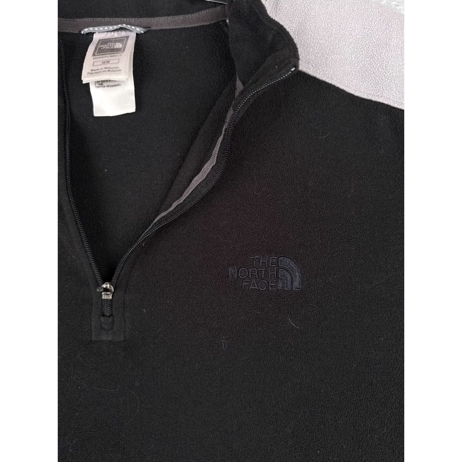 The North Face The North Face Sweater Men Medium Black 1/4 Zip Pocket Mock Neck TKA 100 Poly Size US M / EU 48-50 / 2 - 6 Thumbnail