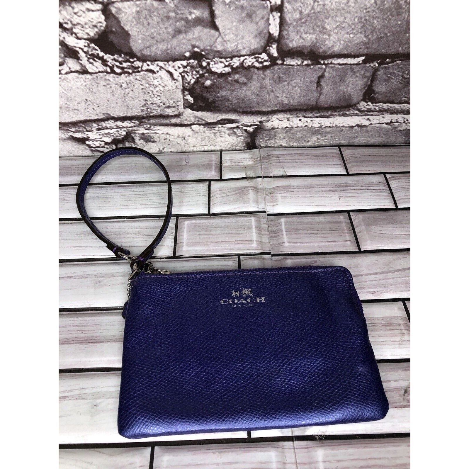 Coach Coach Blue Leather Corner Zipper Wristlet Wallet Size ONE SIZE - 5 Thumbnail