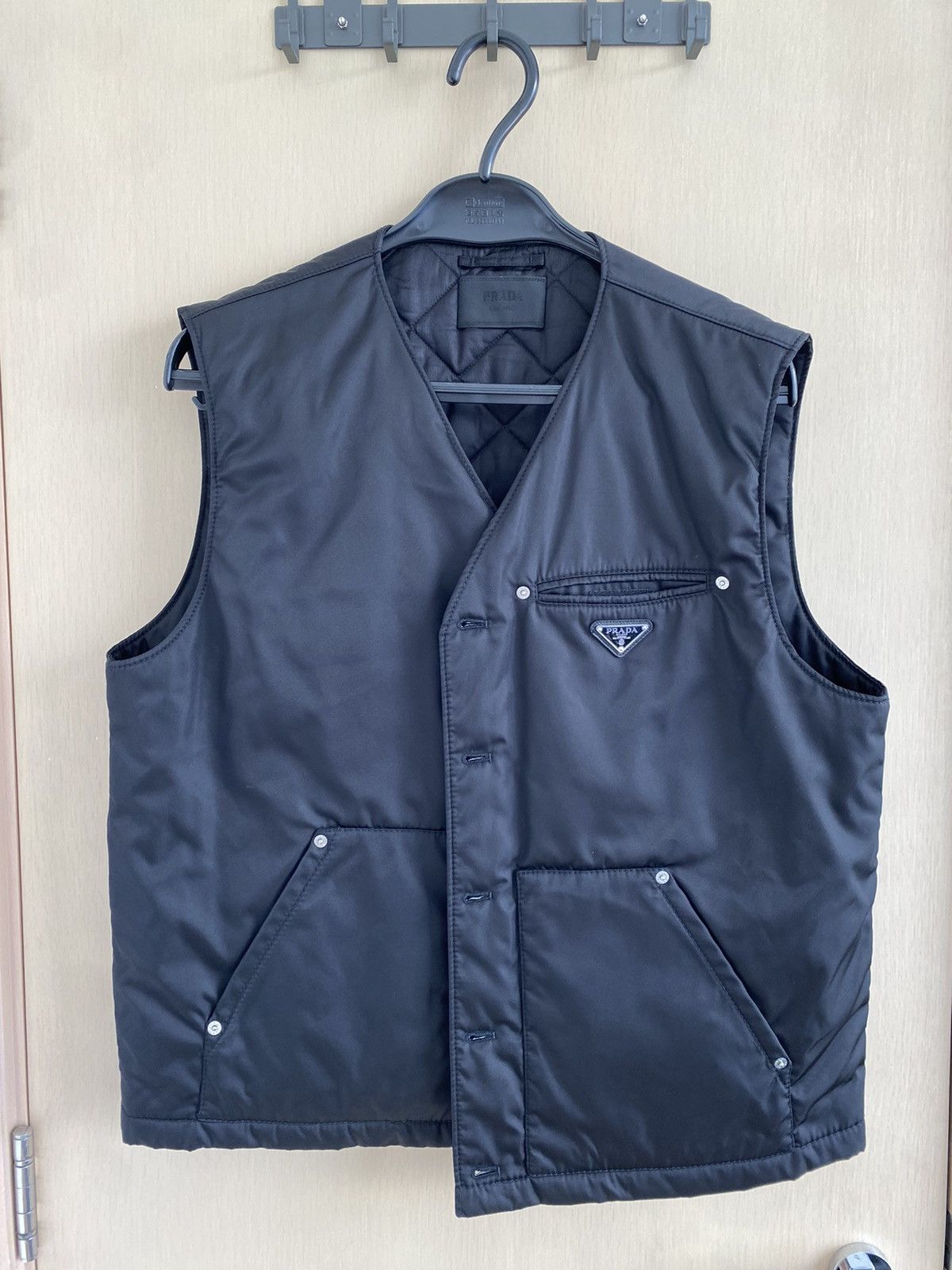 Prada Prada Re-nylon Vest RARE Size US XL / EU 56 / 4 - 1 Thumbnail