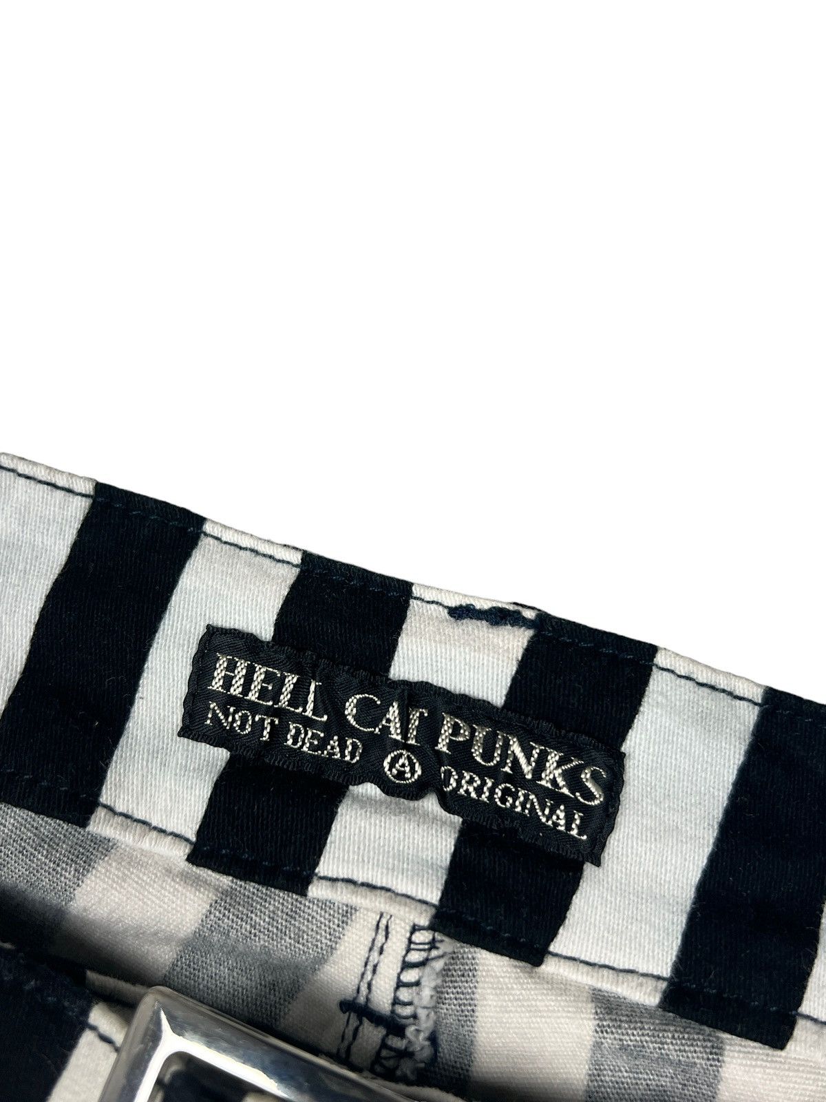 Japanese Brand Hell Cat Punks Jail Stripes Laced Shorts Size 32" / US 10 / IT 46 - 5 Thumbnail