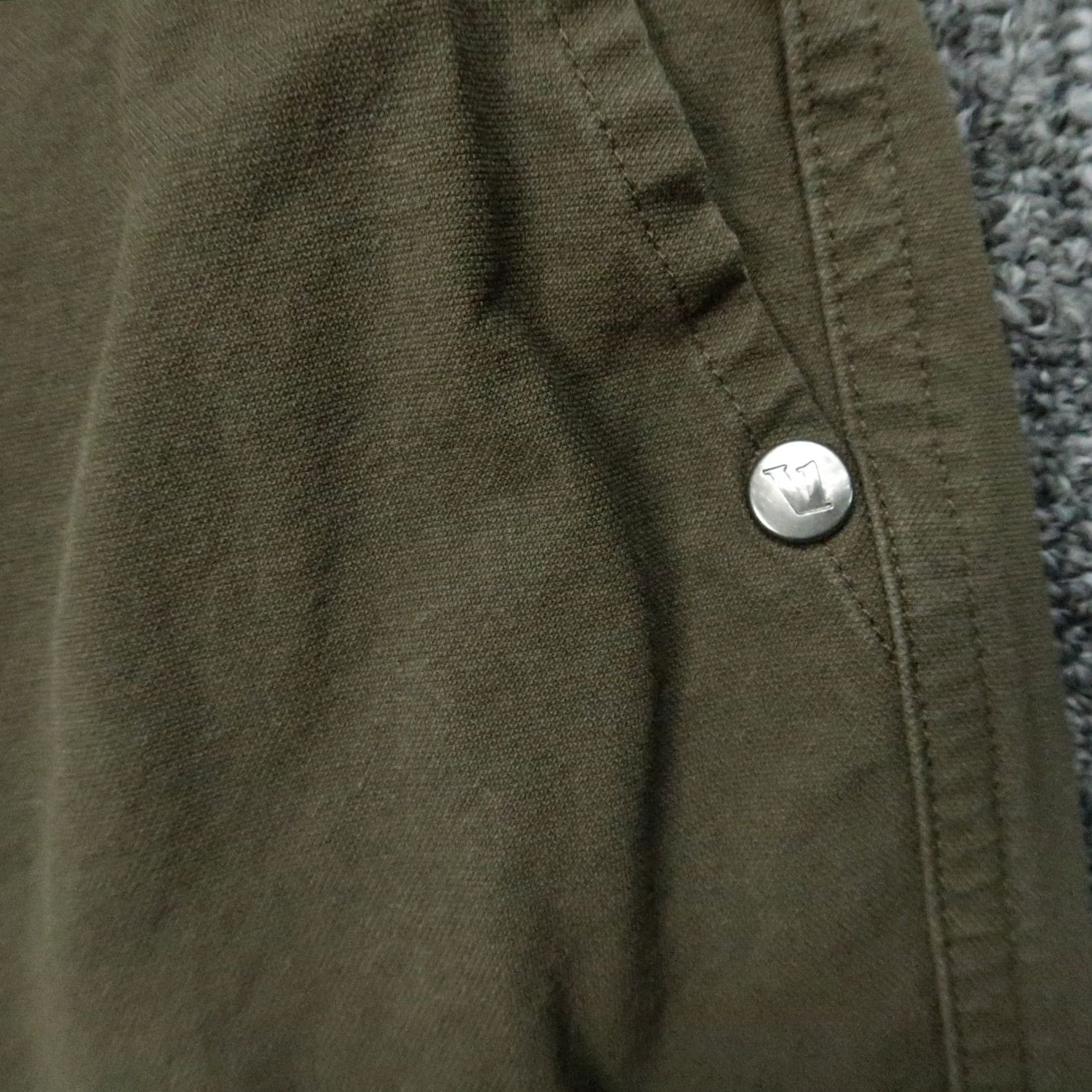 Vuori Vuori Shorts Mens 28 Green Chino Cotton Nylon Zip Pockets 9in Inseam Regular Casual Travel - Mens Size US 28 / EU 44 - 3 Thumbnail
