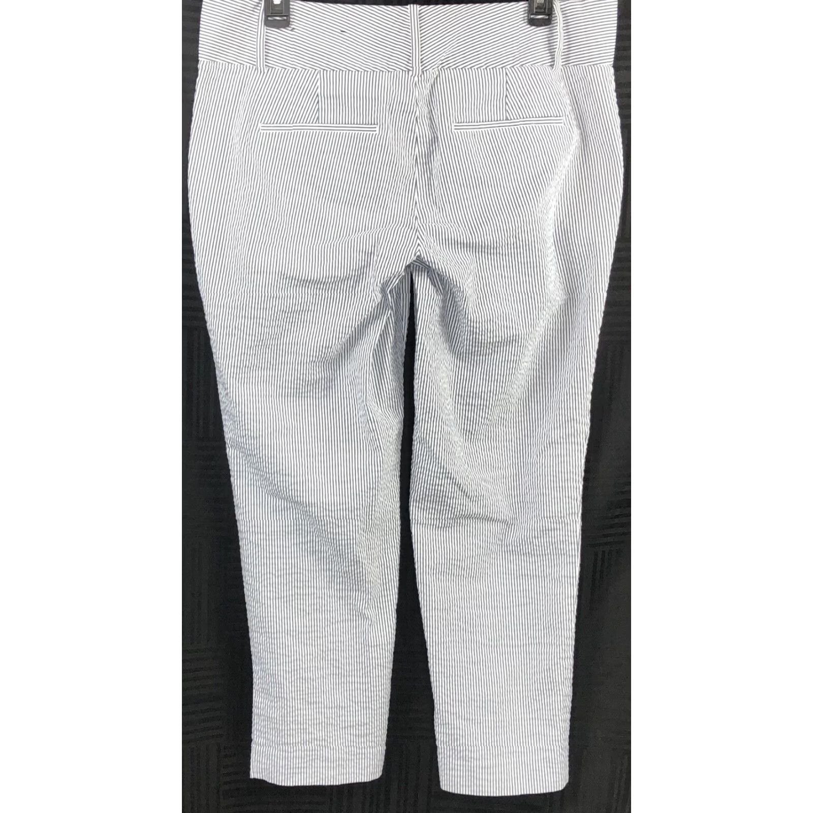 Ann Taylor VINTAGE Ann Taylor Seersucker Pants 10 Blue Wht Stripe Tapered Leg 34"W Pockets Coastal Size 32" / US 10 / IT 46 - 2 Thumbnail