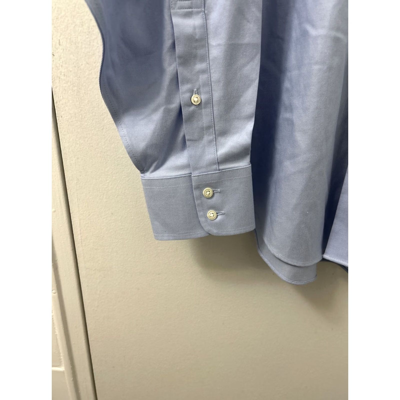 Brooks Brothers Brooks Brothers Original Polo Shirt Mens Size 16 Madison Fit Supima Button Up L/S Blue Dress Shirt Regular Size 16 Mens Size US L / EU 52-54 / 3 - 7 Thumbnail