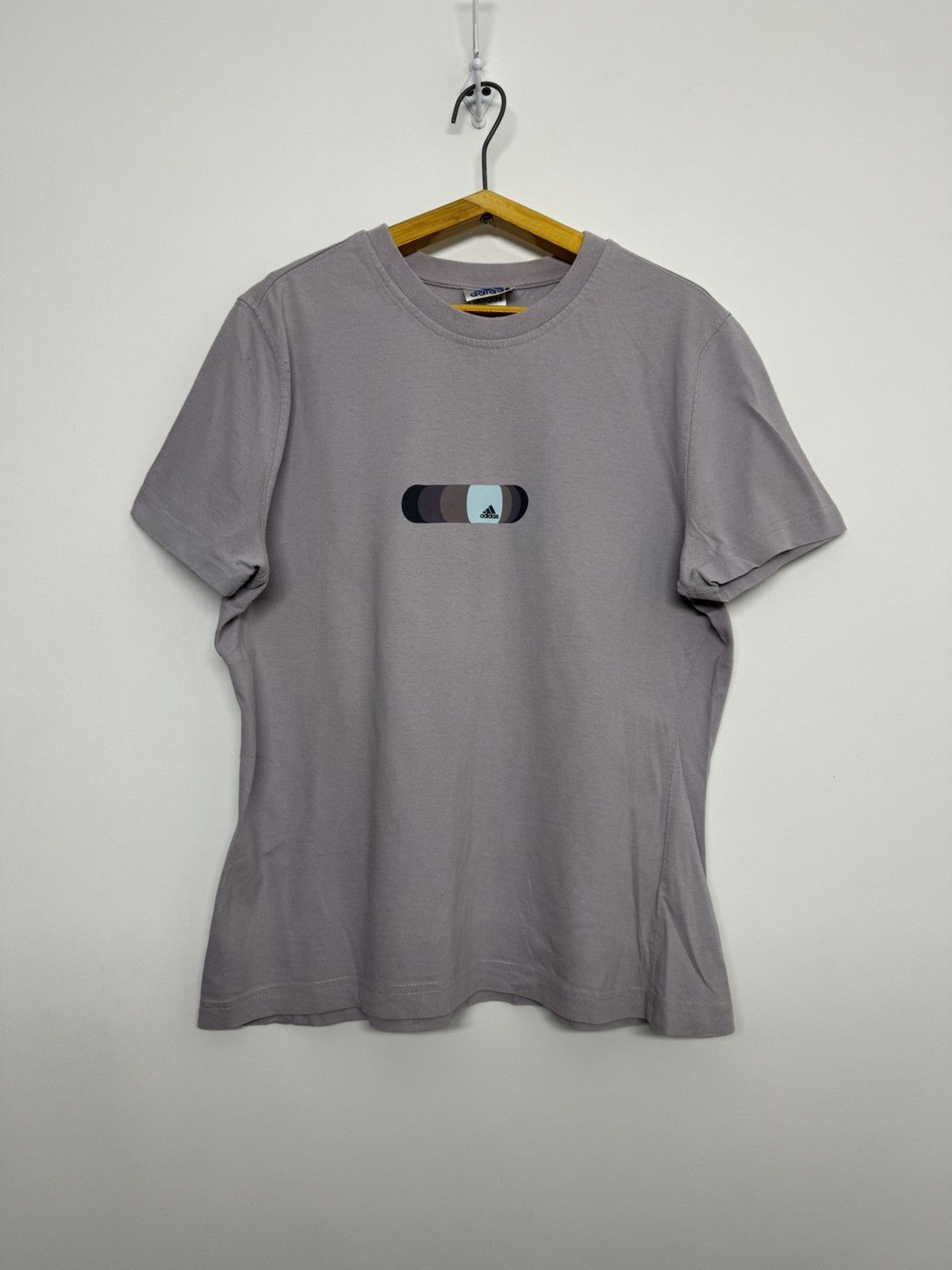 Adidas Vintage Adidas Logo T-Shirt 90’s Size M / US 6-8 / IT 42-44 - 3 Thumbnail