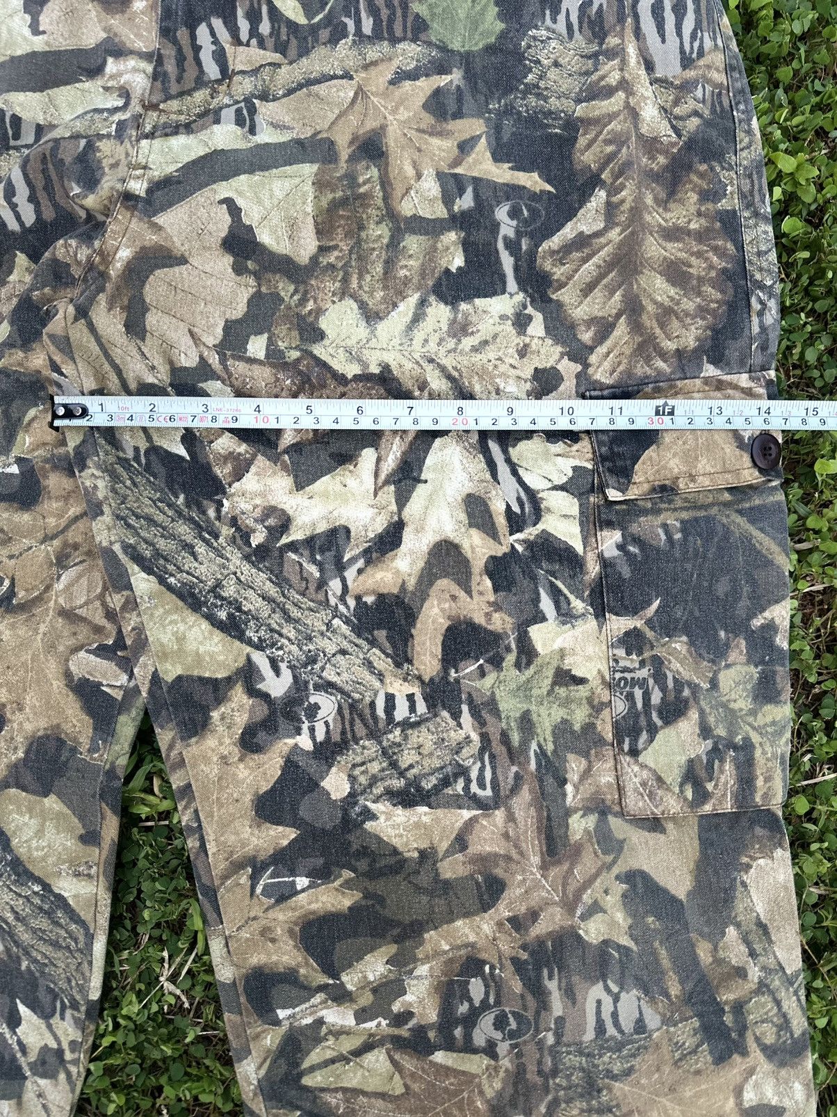 Carhartt × Realtree (37-34” adj.x30) Crazy Vintage Y2K Realtree Camo Cargo Pants Size US 37 - 8 Thumbnail