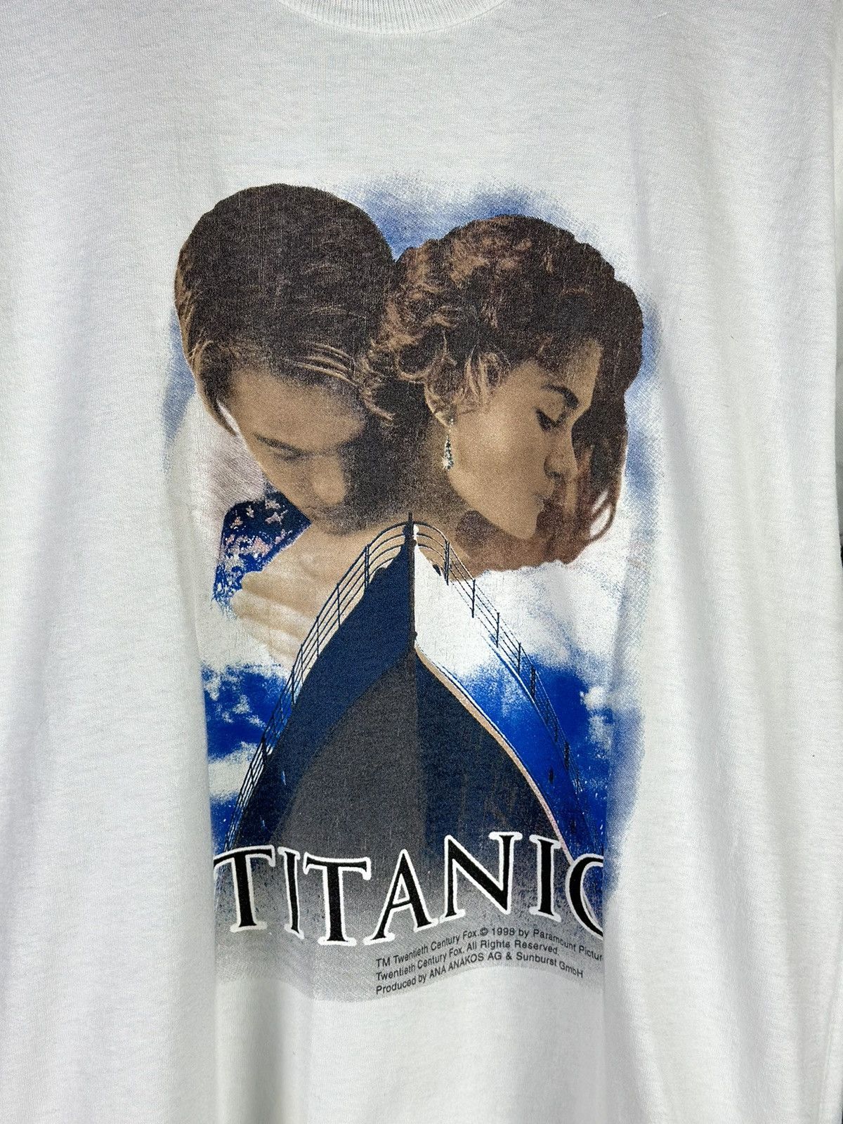 Hanes Vintage White Titanic Movie T-shirt 1998 - M - 90s Size US M / EU 48-50 / 2 - 3 Thumbnail