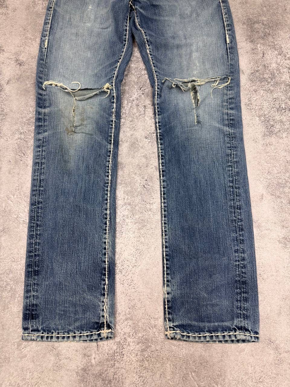 True Religion True Religion MenJeans Blue Distressed Straight Fit Vintage Size US 30 / EU 46 - 2 Thumbnail
